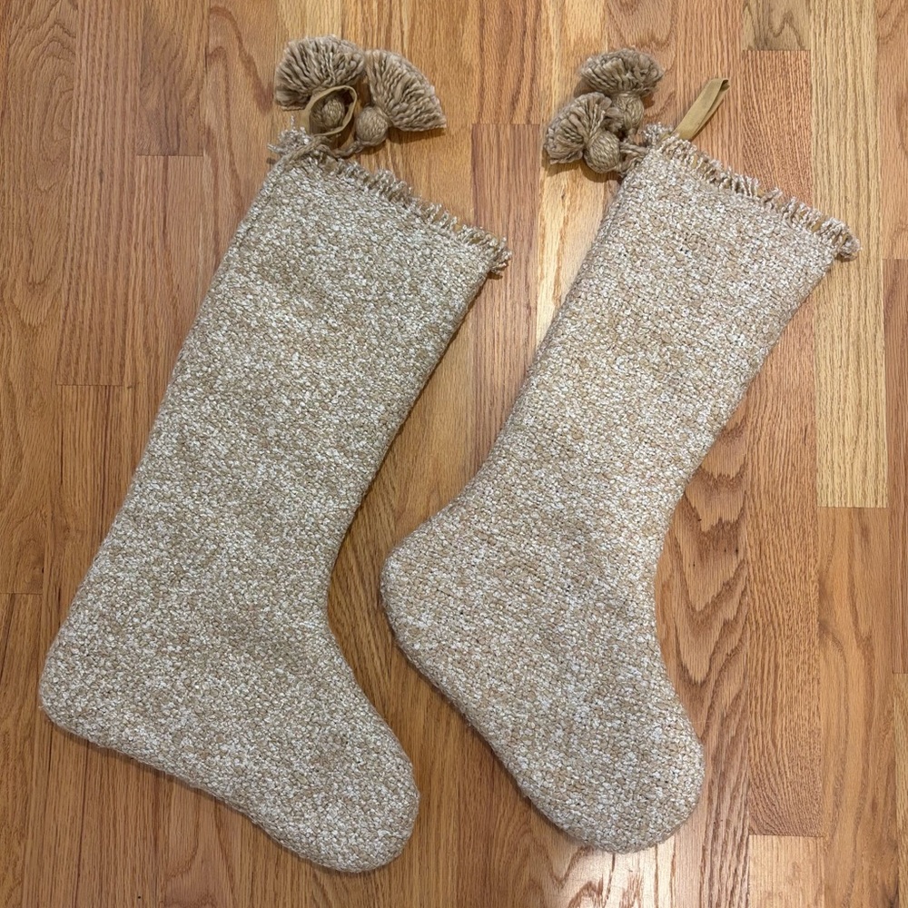 Shabby Chic Neutral Knit Christmas Stockings – Set of 2 – NWOT!